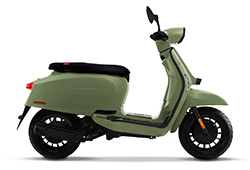 zaļš motorolleris lambretta V50