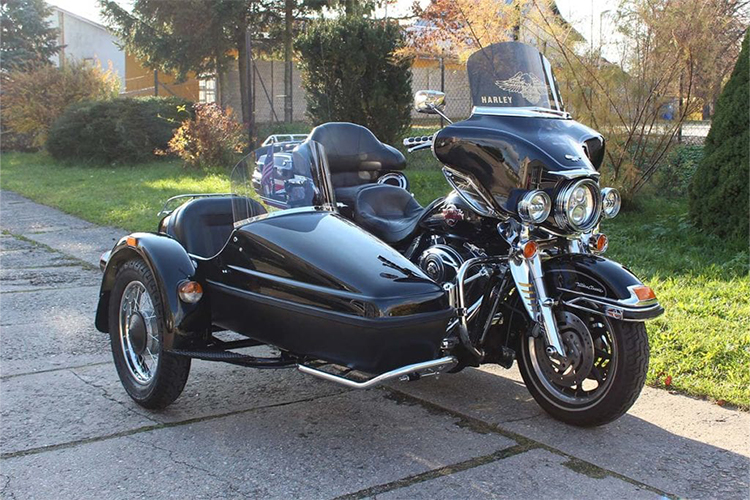 velorex 563 blakusvāģis