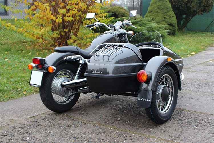 velorex 563 blakusvāģis